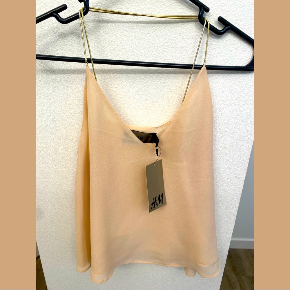 H&M Flowy Top!